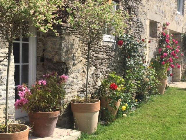 Bed and Breakfast Chez Thomas 7 Route Du Monde Ancien Saint-Georges-D'Aunay Экстерьер фото