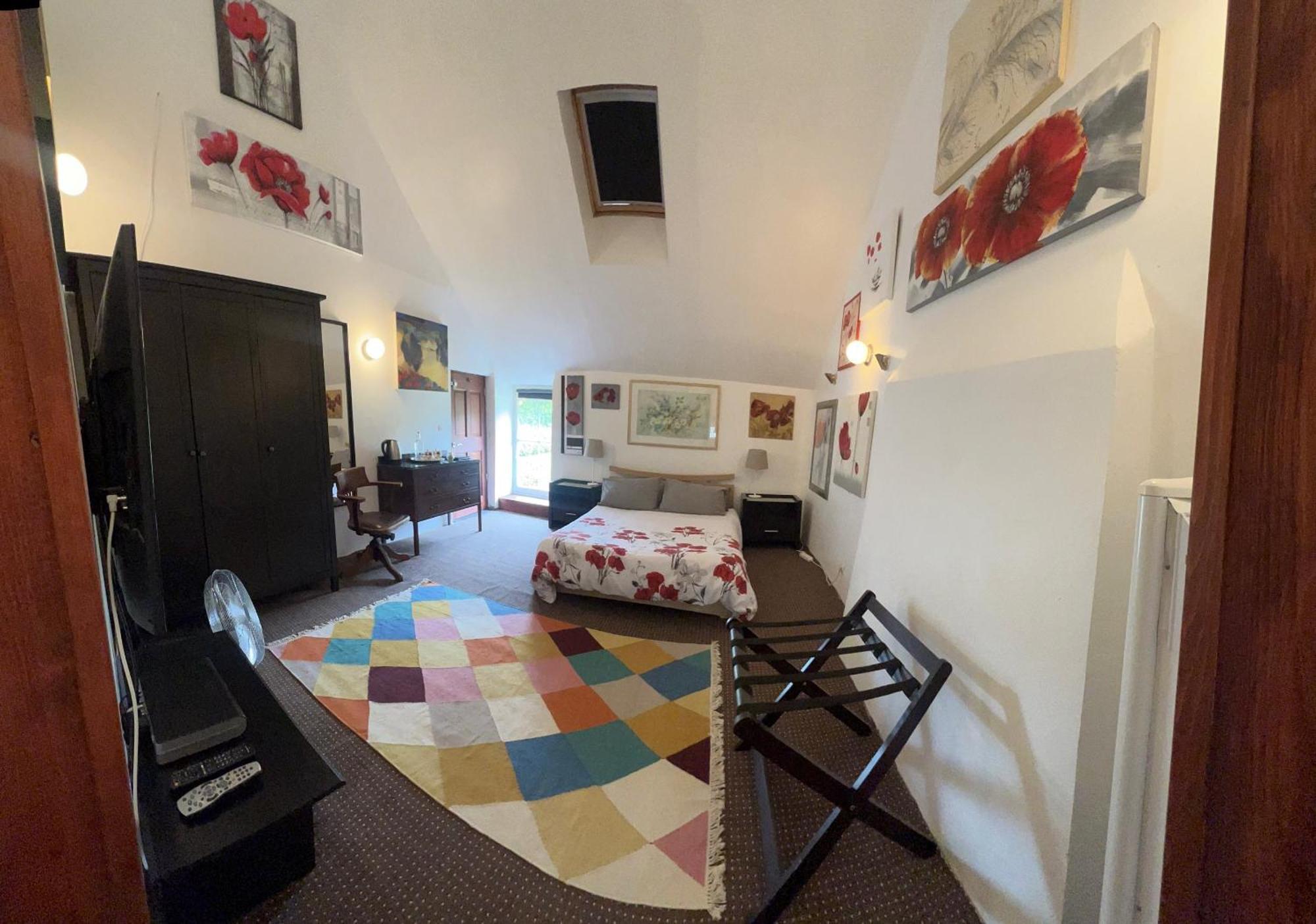 Bed and Breakfast Chez Thomas 7 Route Du Monde Ancien Saint-Georges-D'Aunay Экстерьер фото